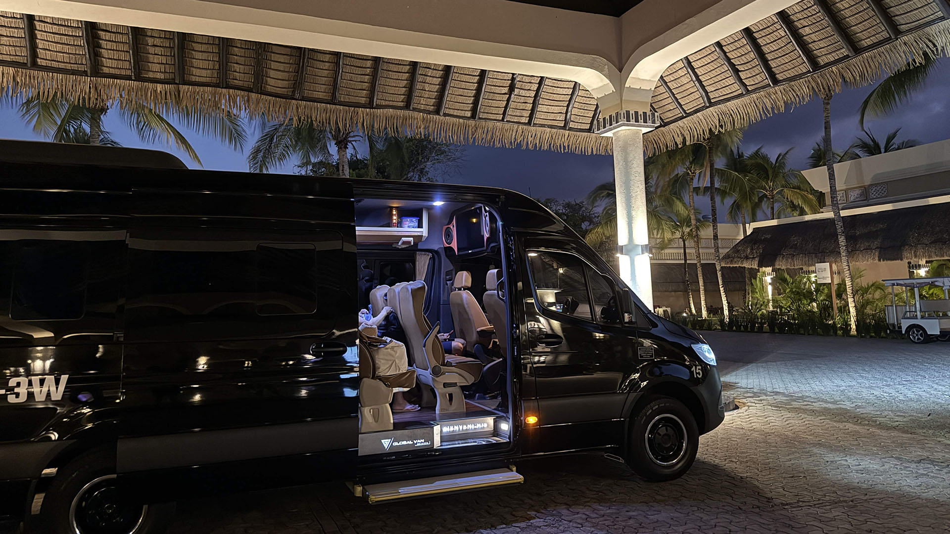 Beyond the Reef tour photo