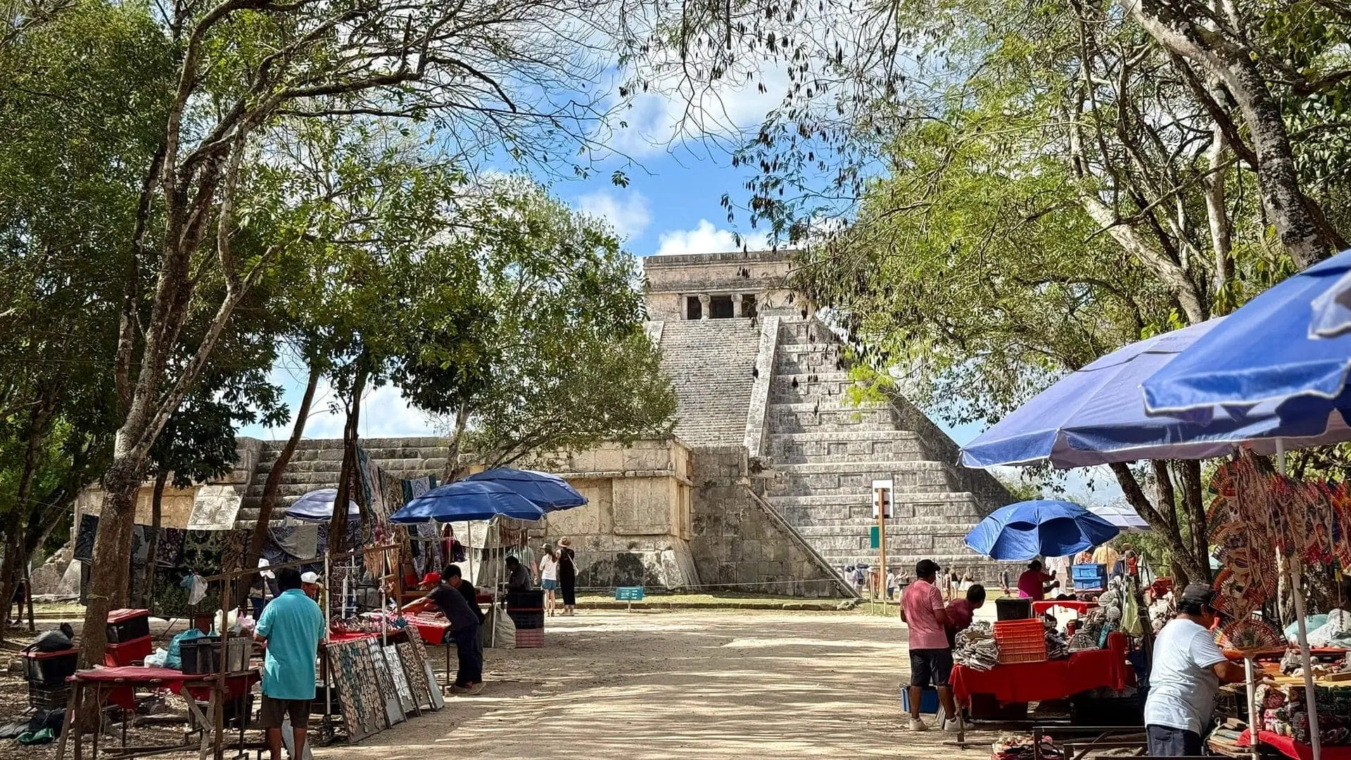 Chichén Itzá & Cenote Experience photo 7